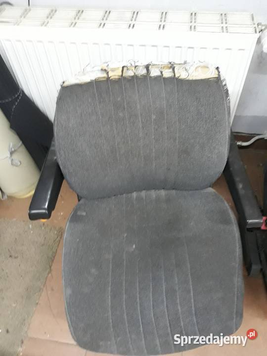 Pokrowiec Naprawa renowacja fotela Renault Claas świętokrzyskie Promnik