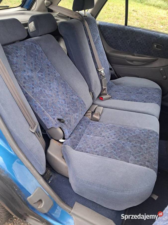 Mazda 323F