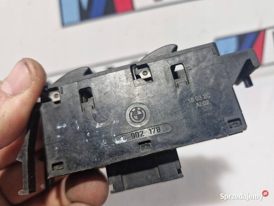 BMW E46 PRZEŁĄCZNIK PANEL STEROWANIA SZYB Panele sterowania, przełączniki