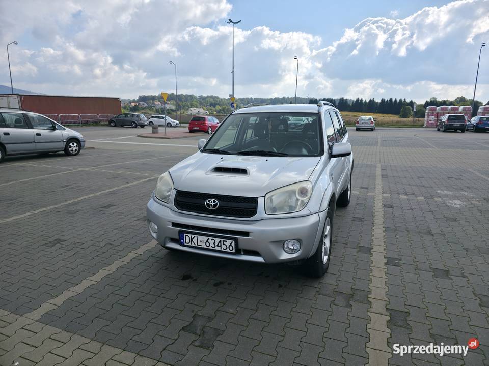 Toyota RAV4 20 D4D 116 doinwestowany sprzedam