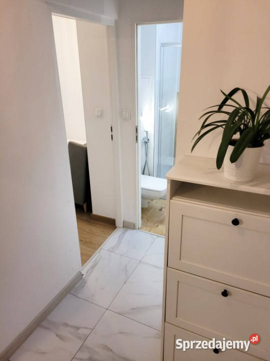 36m2 2 pokoje balkon kapitalny remont Sprzedaż Piastów sprzedam