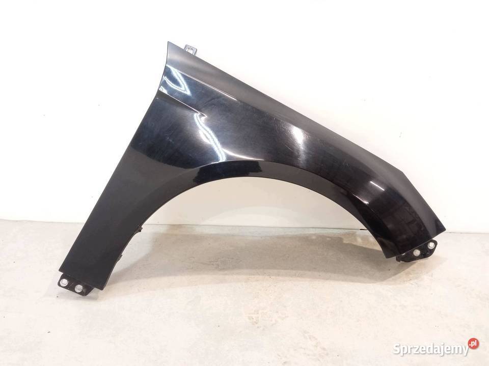BŁOTNIK PRAWY PRZÓD FB Ford Focus Mk3 20102019