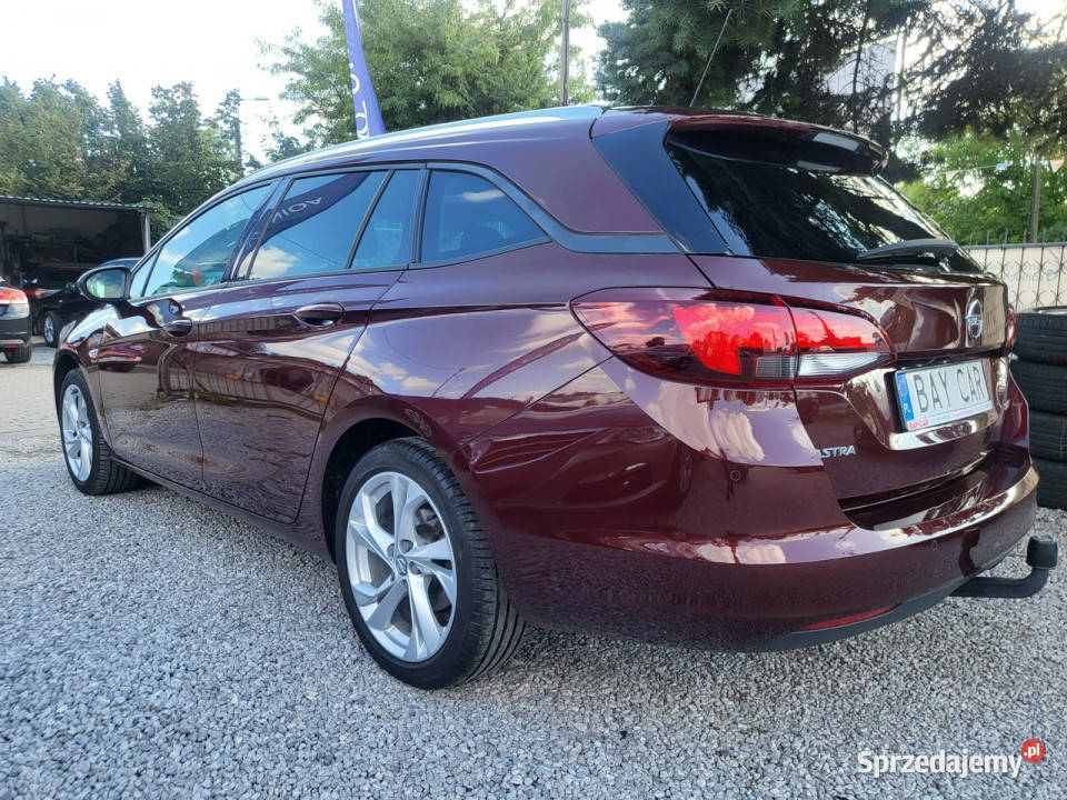Opel Astra Sports Tourer 14 Turbo 125 I relingi dachowe