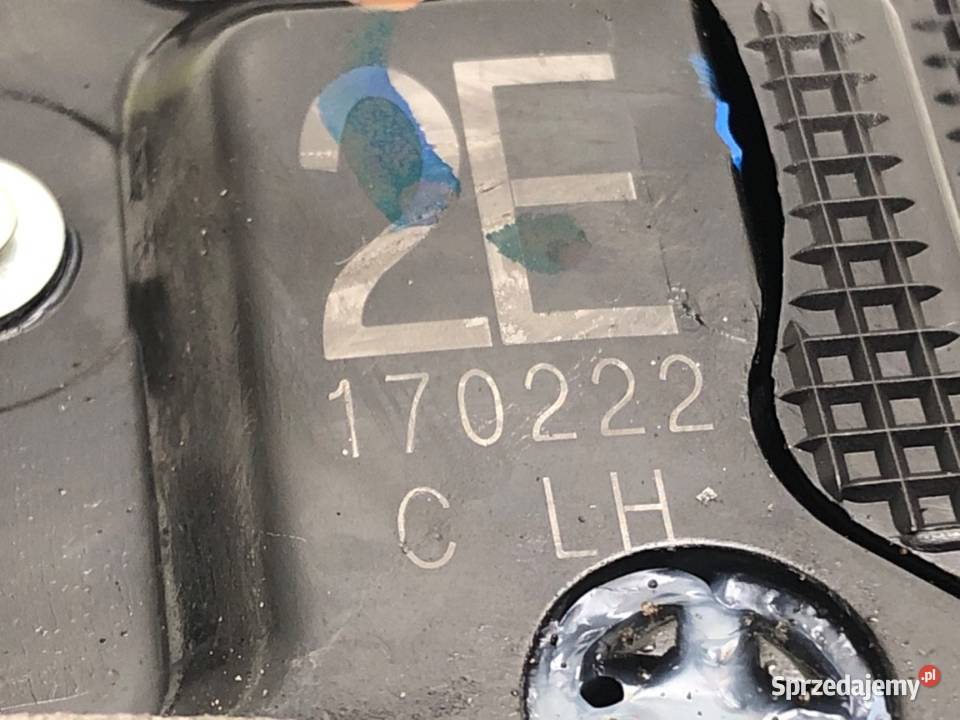 ZAMEK DRZWI LEWY TYŁ TOYOTA COROLLA E21