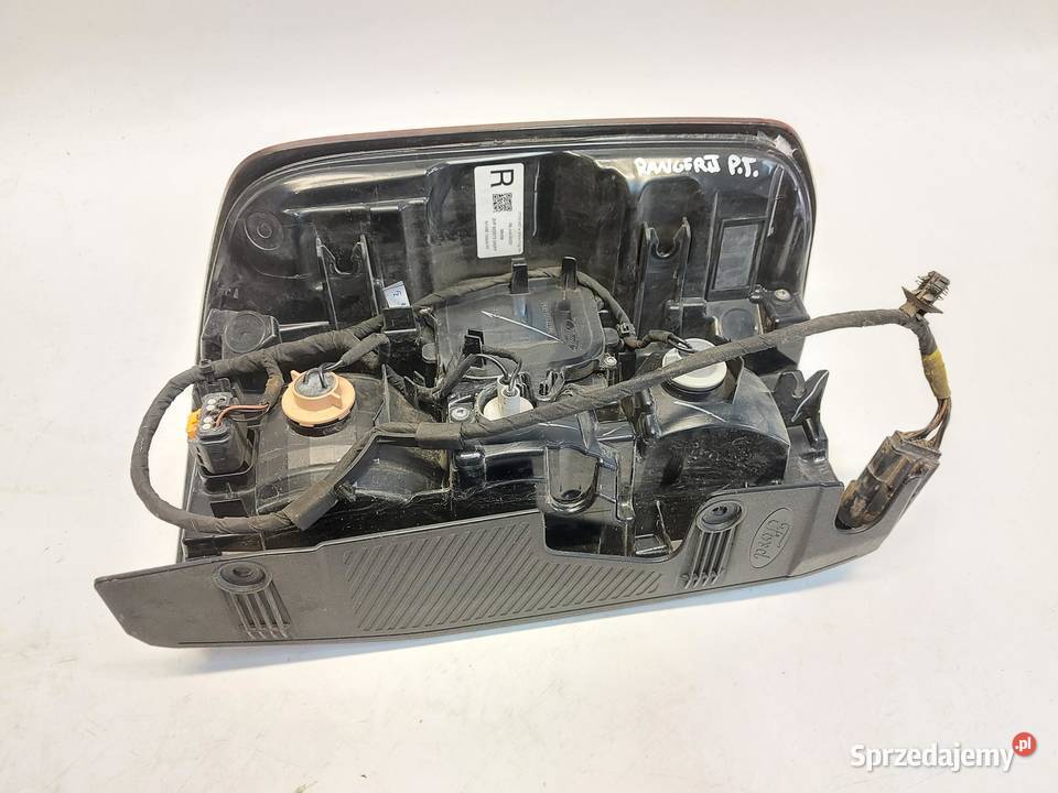 Ford Ranger VI 6 2024r LAMPA PRAWA TYŁ RADAR Lampy tylne