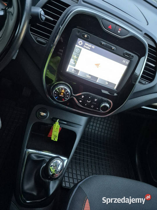 Renault Captur navi klimatyzacja bezwypadkowy ABS