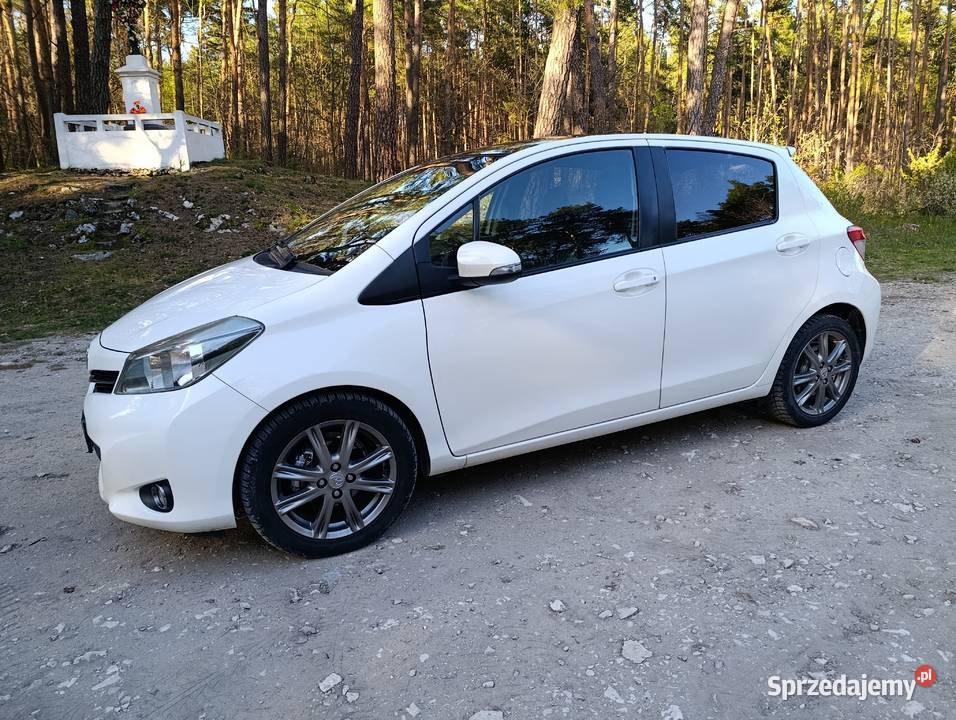Toyota Yaris benzyna