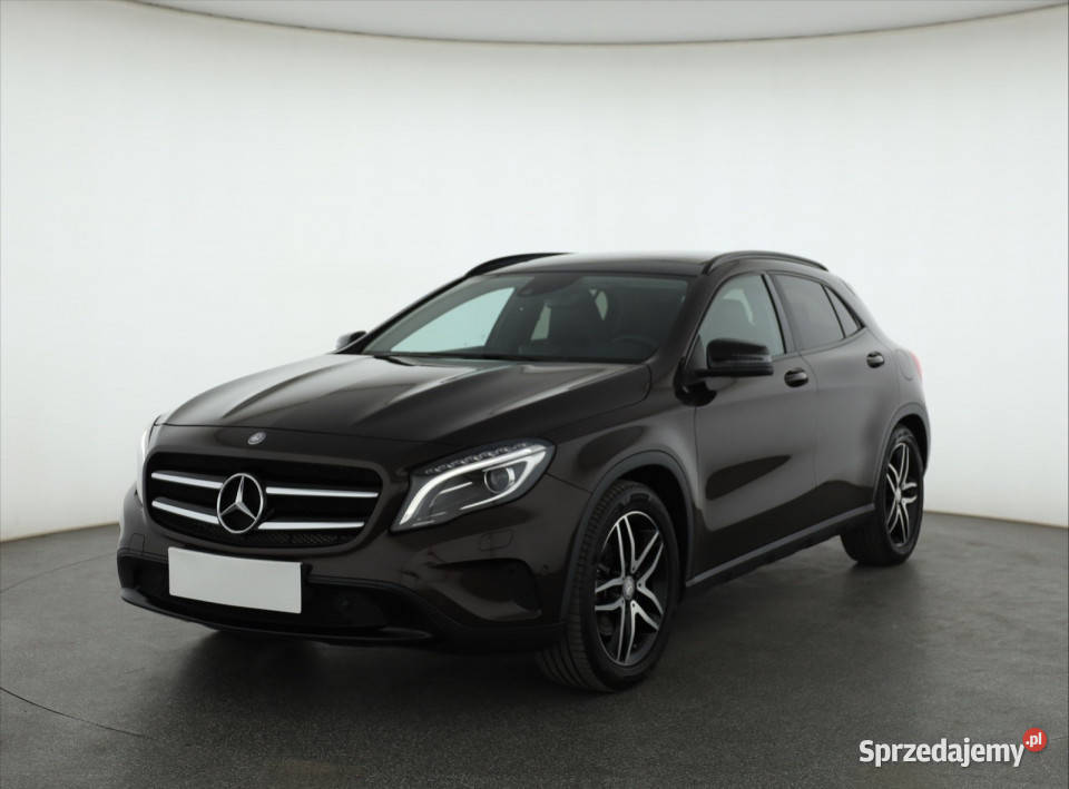 Mercedes GLA GLA 250 4MATIC relingi dachowe