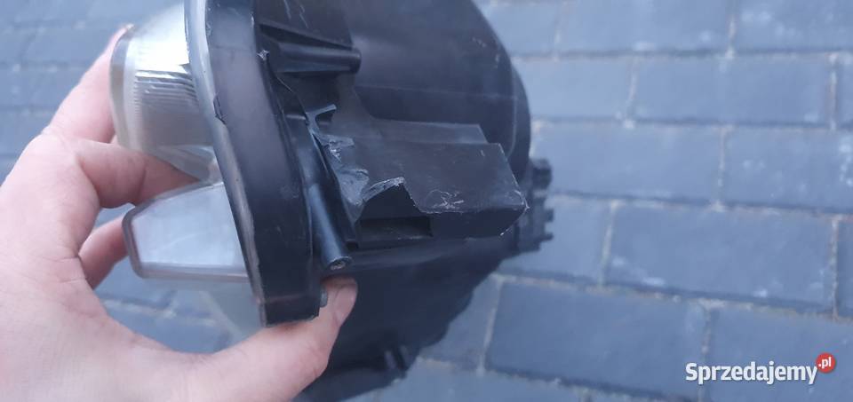 TOYOTA COROLLA E15 lampa przód prawa WYSYŁKA osobowe wielkopolskie Pobiedziska