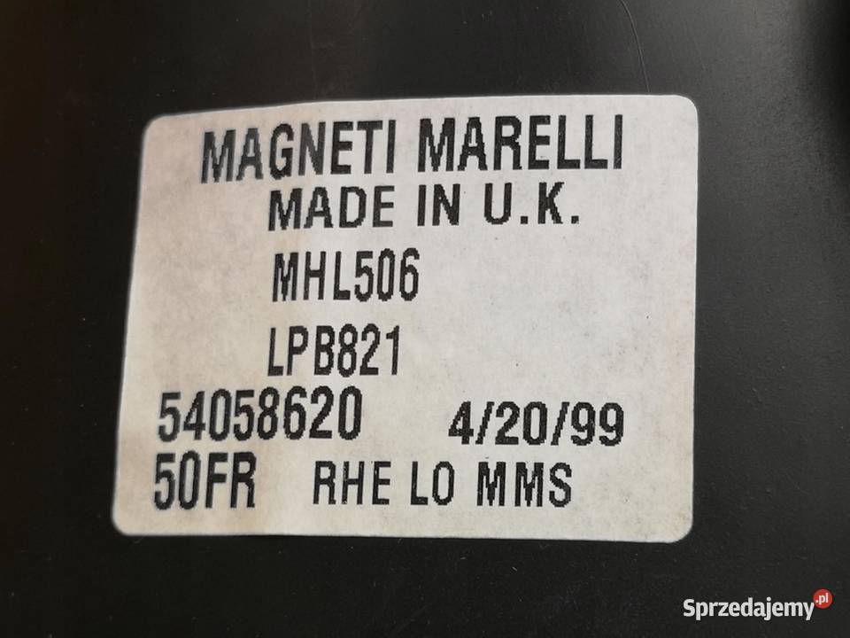 LAMPA PRAWY PRZÓD FORD SIERRA MK2 19871993 NOWA Lampy przeciwmgielne