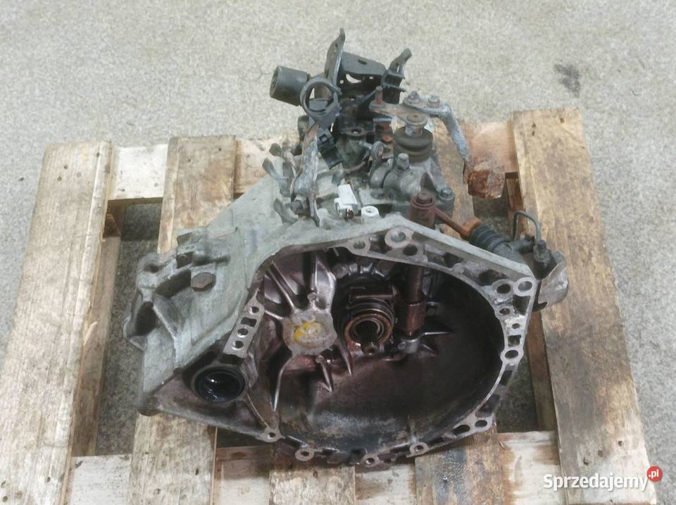 SKRZYNIA BIEGÓW 10 VVTI Toyota Yaris III 2011 osobowe sprzedam