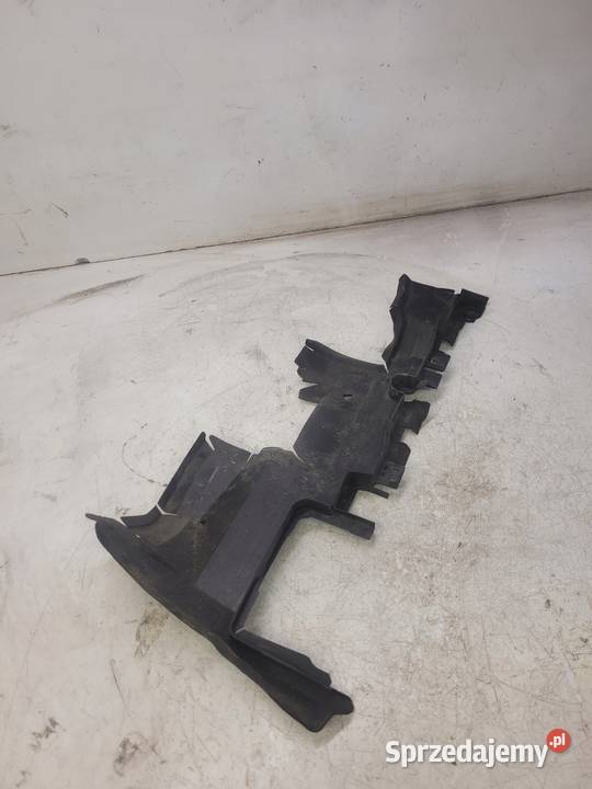 KIEROWNICA POWIETRZA LEWA AUDI A4 B8 8K0121283K osobowe śląskie Przystajń