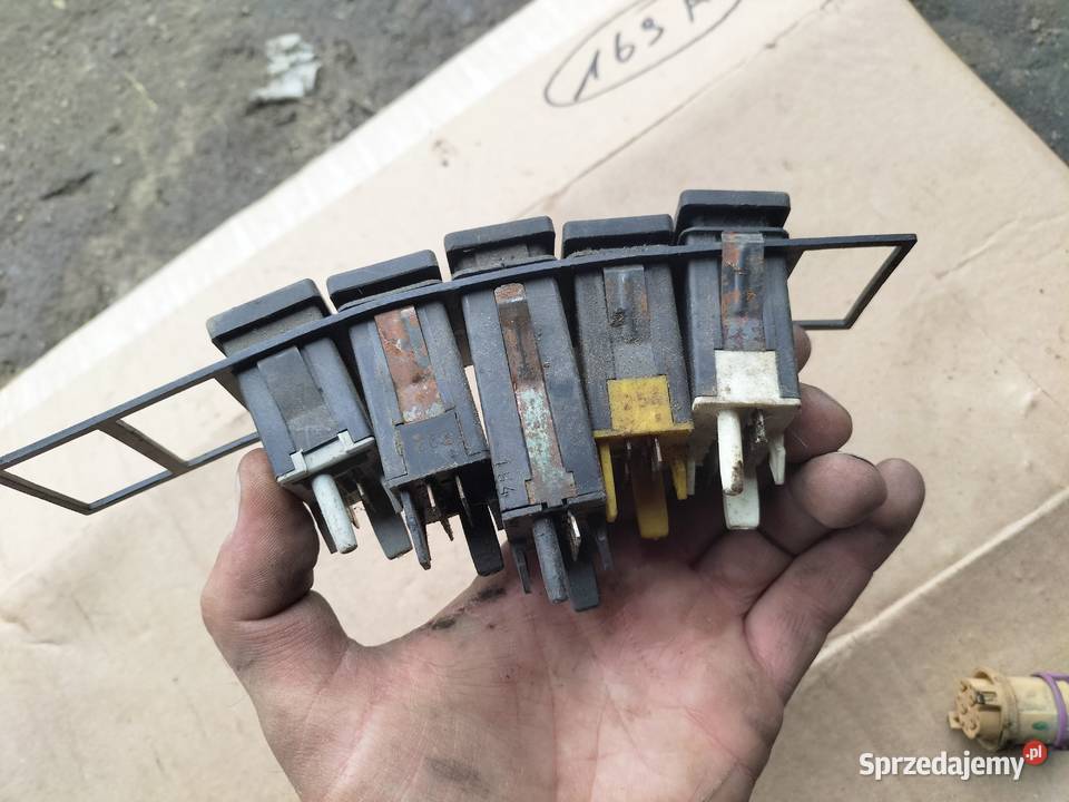 AUDI 80 B3 B4 WŁĄCZNIK WYŁĄCZNIK lubelskie