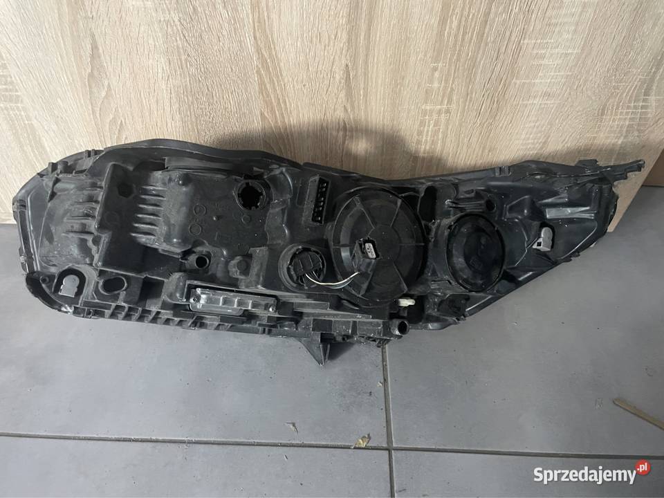Citroen C5 xenon skrętny prawy osobowe lubelskie Kozubszczyzna