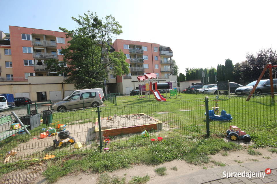 2 Miejsca Postojowe 22m2 Placu Kromera Wrocław oświetlenie