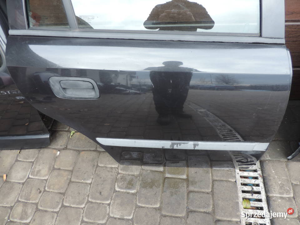 OPEL ASTRA 2 KOMBI DRZWI PRAWY TYŁ Z298 sprzedam