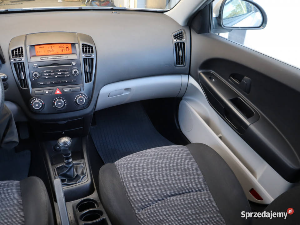 Kia Ceed 14 CVVT 114964km śląskie Katowice