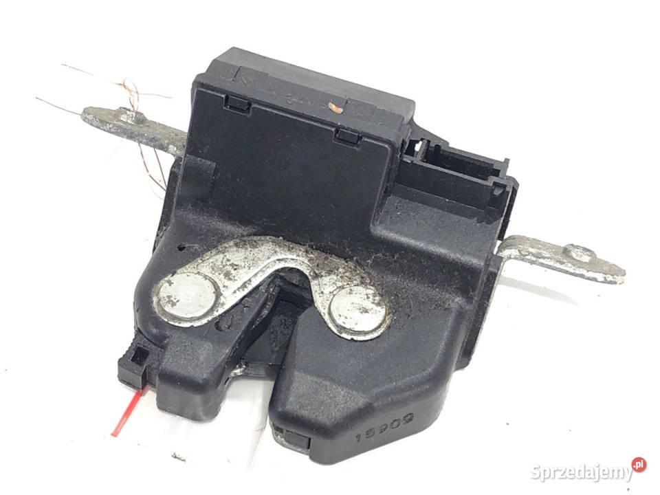 ZAMEK KLAPY TYŁ FIAT GRANDE PUNTO Hatchback sprzedam