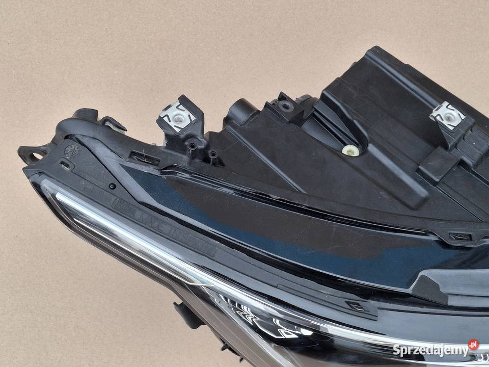 VW GOLF VIII 8 REFLEKTOR PRAWY LED LAMPA PRAWA lubuskie Bieleń