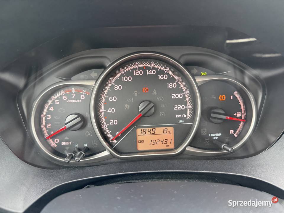 Toyota Yaris 10 Radzymin sprzedam