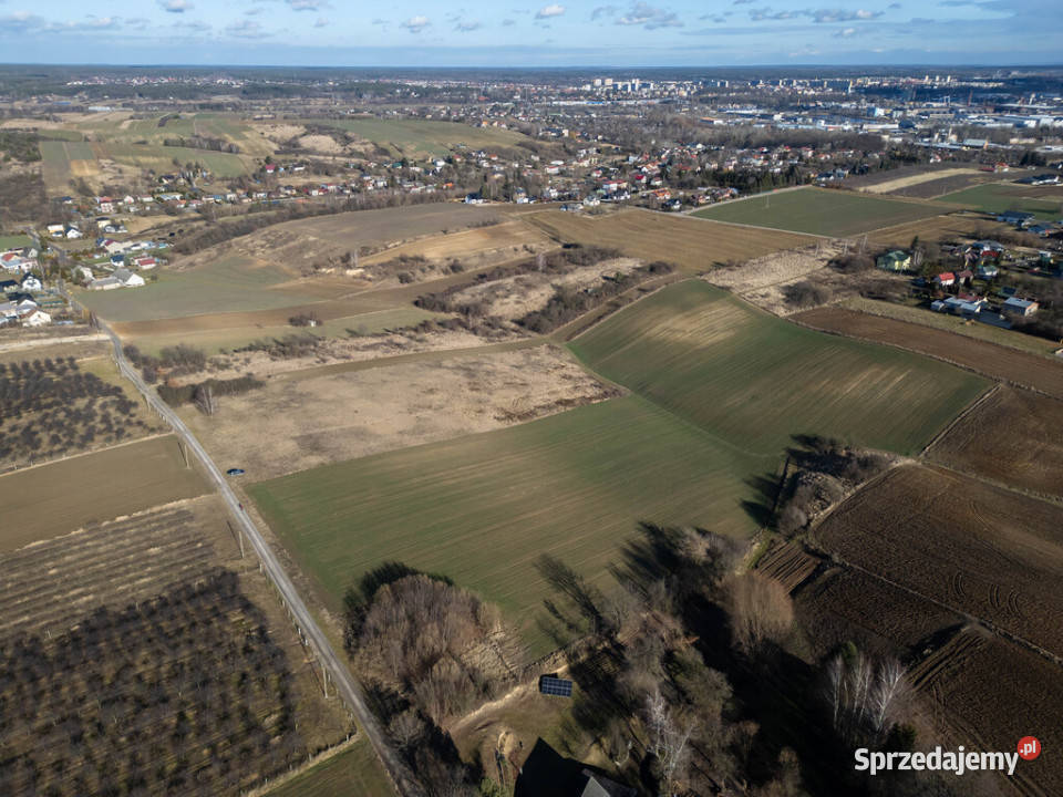Działka z WZ Dąbrówki OStrowiec Św 1056m2 utwardzona świętokrzyskie Ostrowiec Świętokrzyski