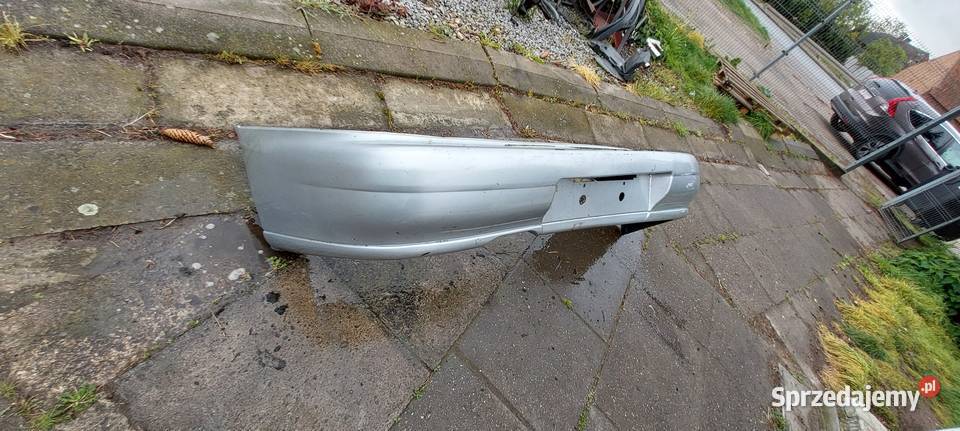 Subaru impreza WRX sedan zderzak tył 1998 1999 Byków sprzedam