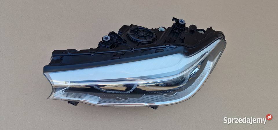 BMW 5 G30 G31 LAMPA REFLEKTOR ADAPTIVE LED LEWA Części samochodowe Bieleń