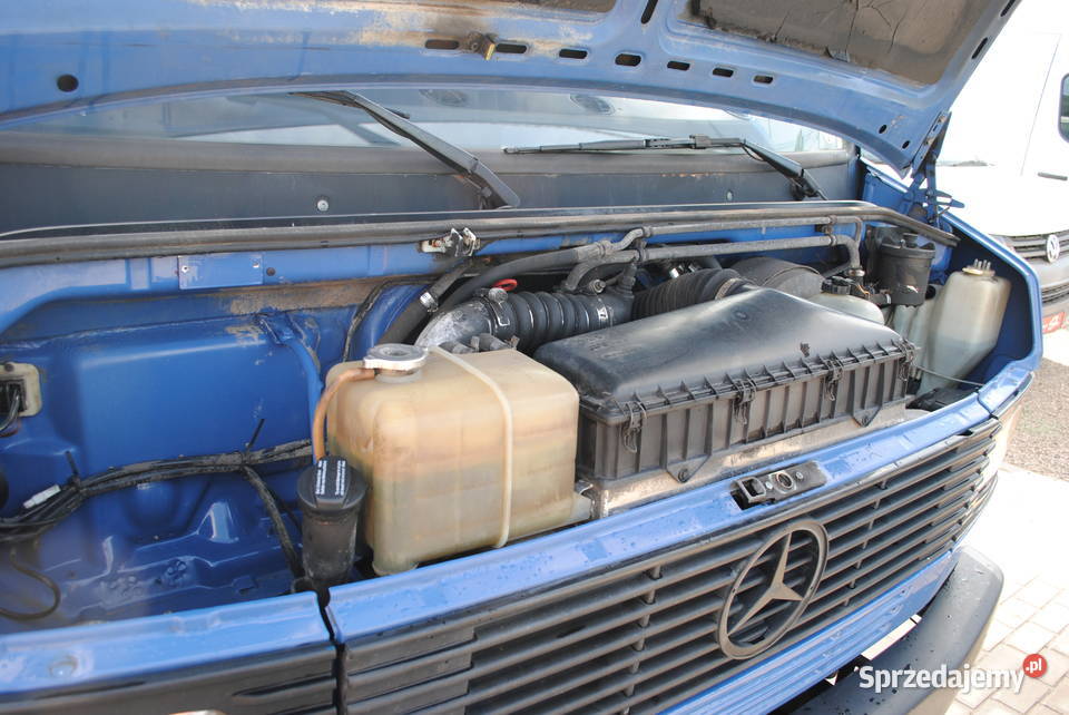 MercedesBenz 711D Doka Brygadówka 7 Osób Rok produkcji 1996 Sierakowice