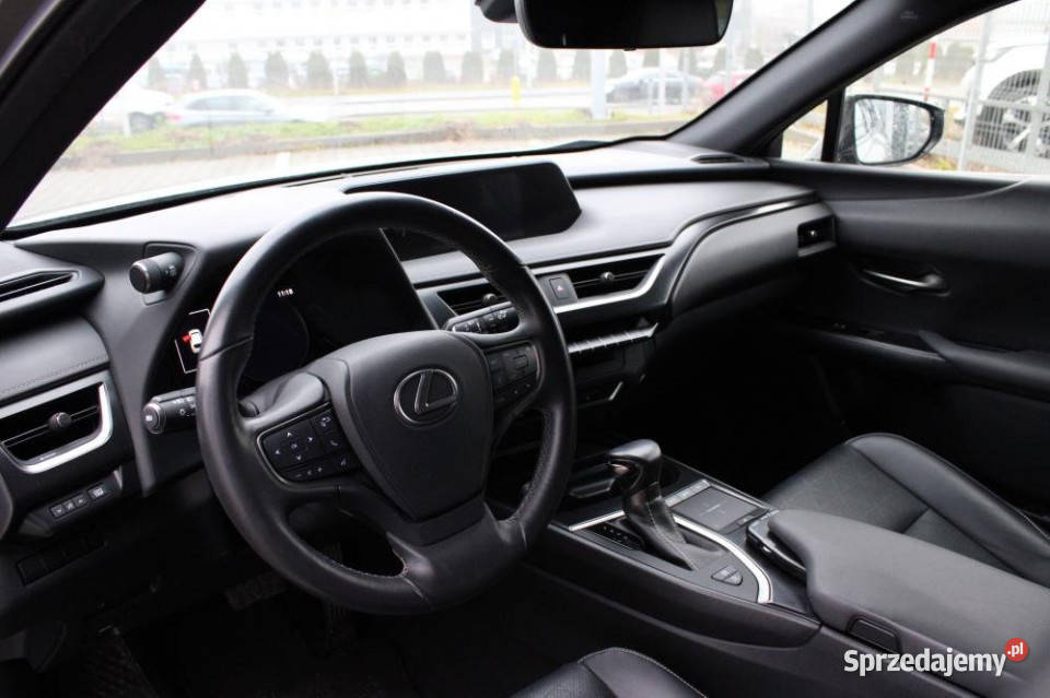 Lexus UX 2020r Kamera Podgrzew Fotele Blis As automatyczna Gdańsk sprzedam