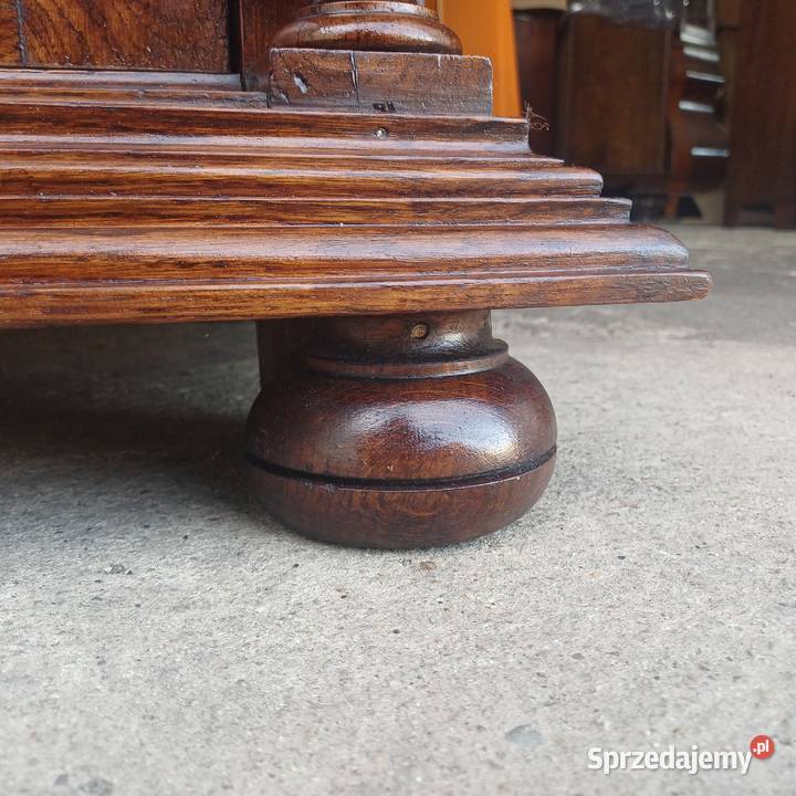 Antyczna Dębowa Komoda Kabinet w stylu Suchorzew