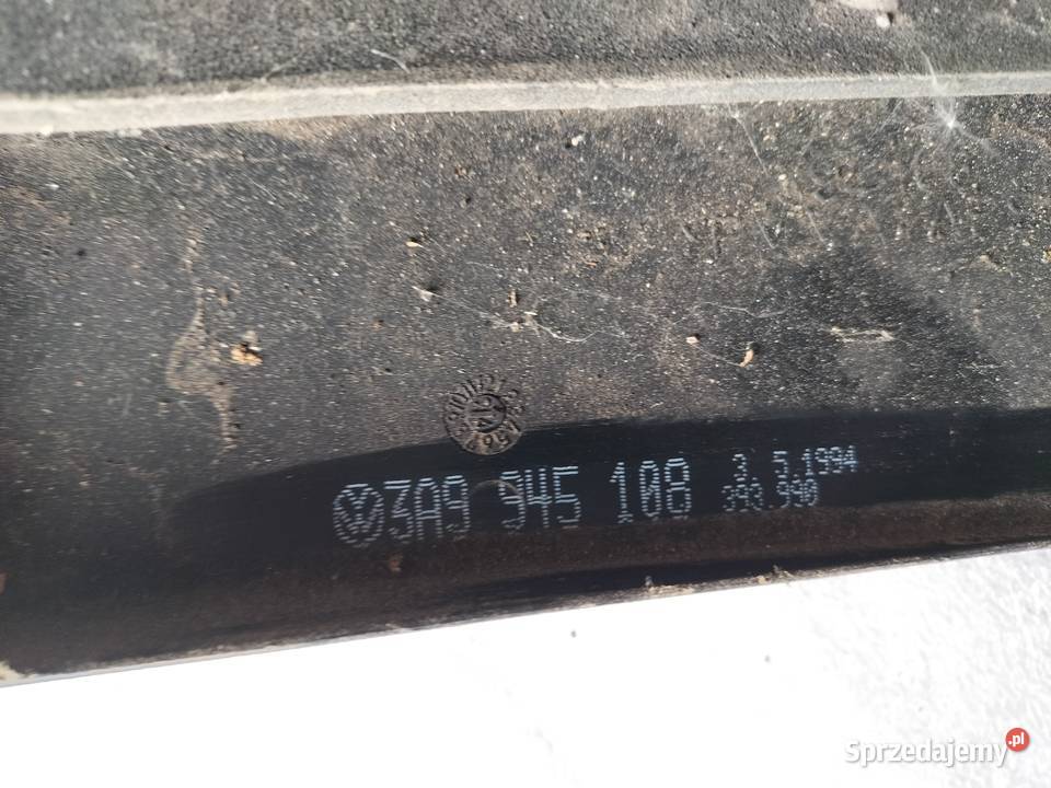 PASSAT B4 KOMBI LAMPA TYŁ TYLNA 3A9945108 sprzedam