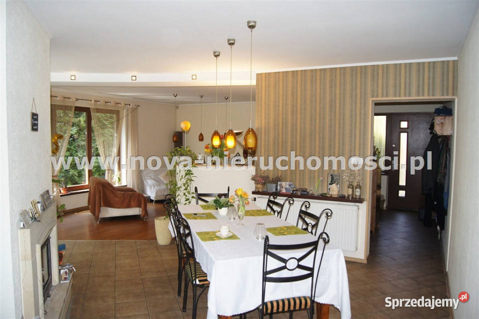 sprzedaży domu wolnostojącego 310m2 Rybnik Liczba pokoi 5 sprzedam