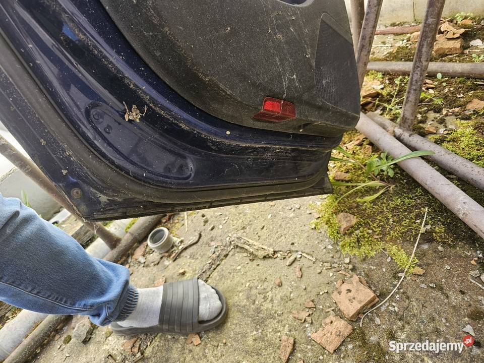 Drzwi Tylne Lewe Passat B6 sedan Części samochodowe Łódź sprzedam