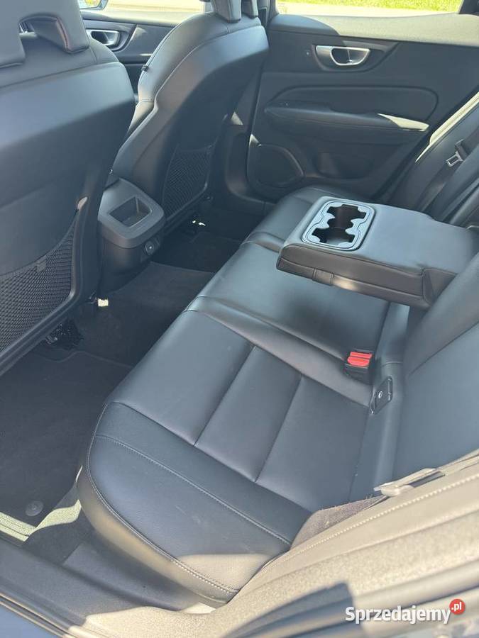 Volvo S60 B5 AWD Plus Dark 2024 20BenzynaStan nieuszkodzony Ciechocinek