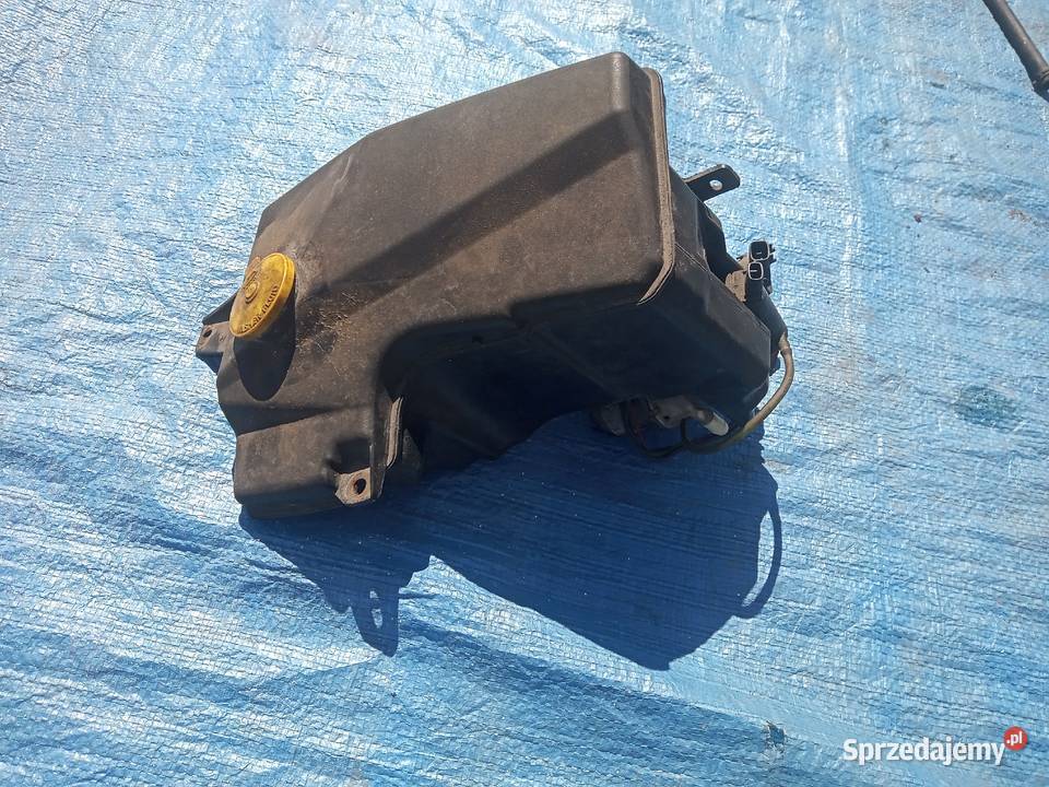 Zbiornik spryskiwaczy Mazda 6 GG GY Części samochodowe świętokrzyskie Sandomierz sprzedam