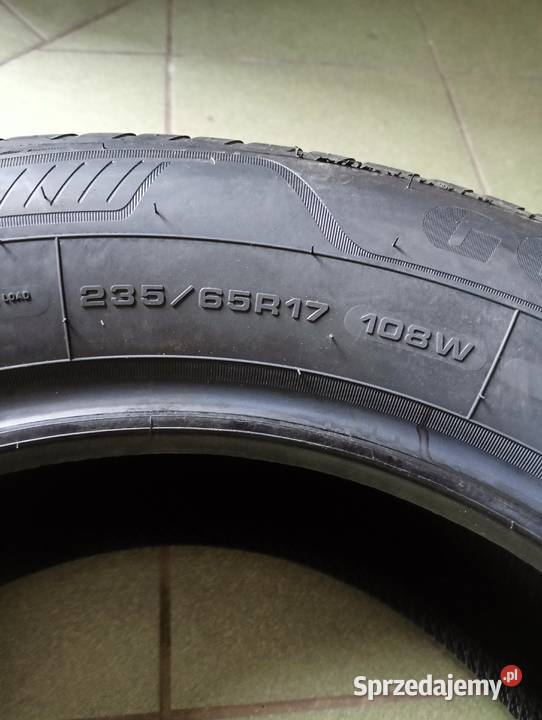 23565R17 VECTOR 4SEASONS SUV G3 108 W XL 17cale Dębica