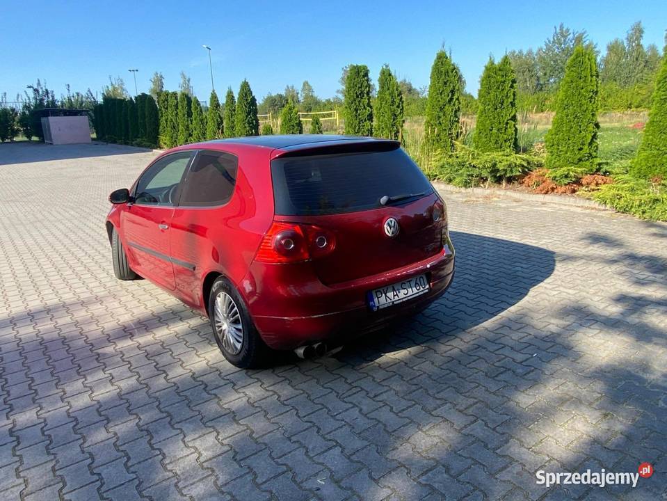 Volkswagen Golf V 16 benzyna LPG Oleśnica sprzedam