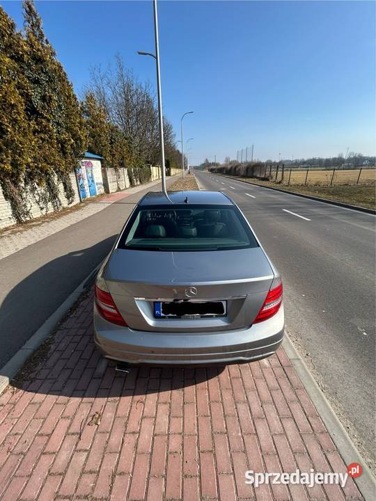 Mercedes c klasa w204 c200 srebrny