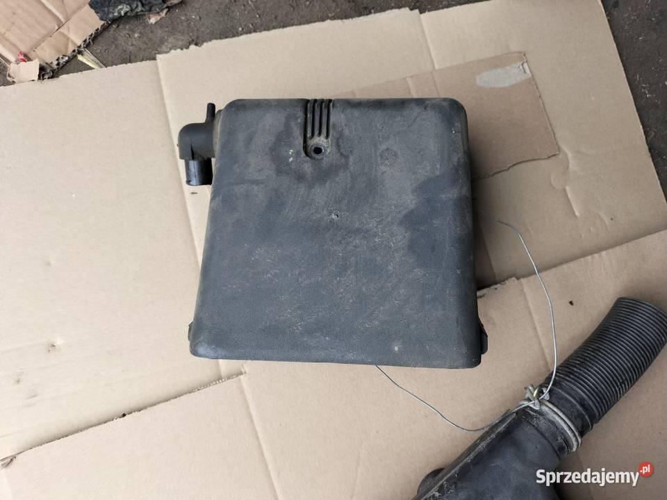 FIAT UNO OBUDOWA FILTRA POWIETRZA 7543365 Motoryzacja sprzedam