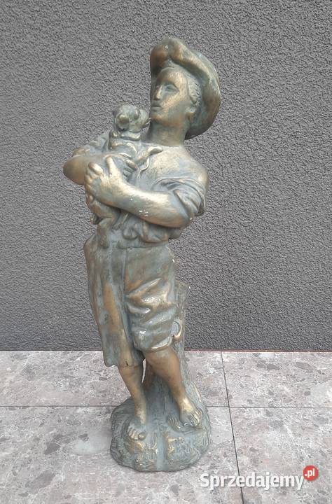 Stara figura mężczyzna z psem gips beżowy Tczew