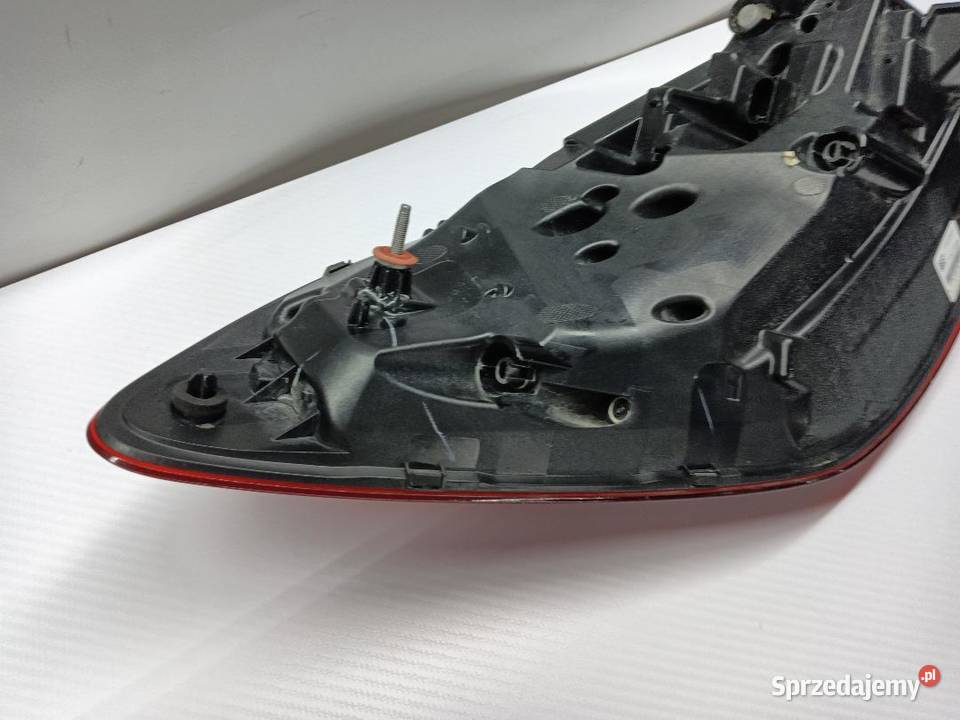 LAMPA TYŁ TYLNA PRAWA MERCEDES GLE W167 Lampy przednie sprzedam