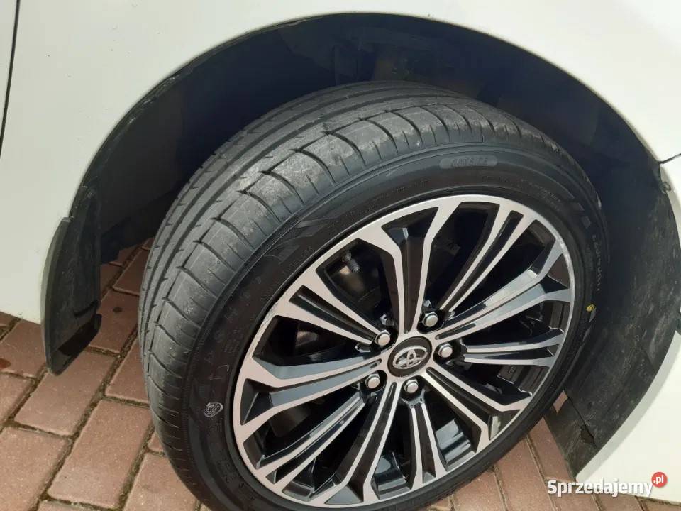 TOYOTA COROLLA 16benz 2019 niski przebieg 1598cm3 Corolla Łapy