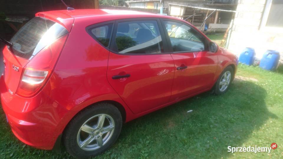Hyundai I30 z silnikiem 16 diesel 5L100 Samochody osobowe Łęg Tarnowski sprzedam