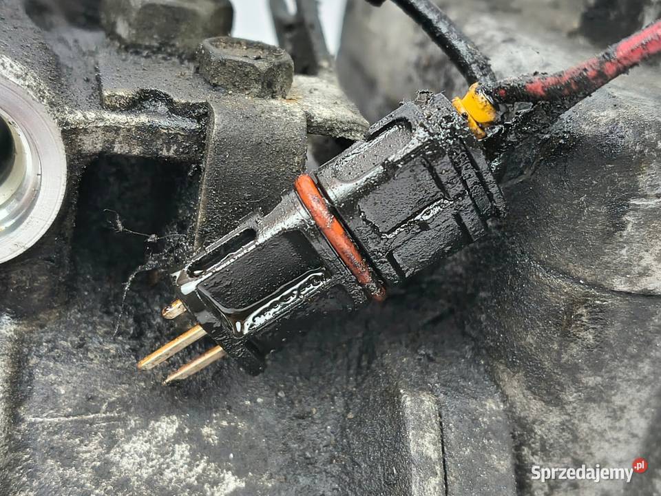 SPRĘŻARKA KLIMATYZACJI BMW E90 E91 30 i osobowe Chełm sprzedam