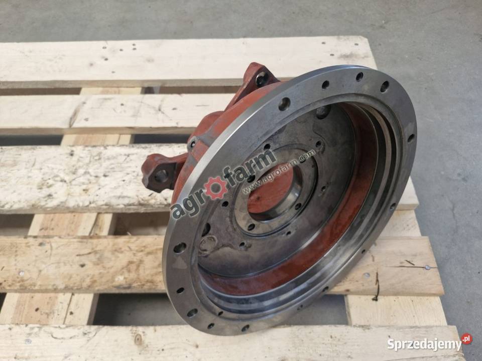 Obudowa rewersu Massey Ferguson 6120 6235 6280 Byków
