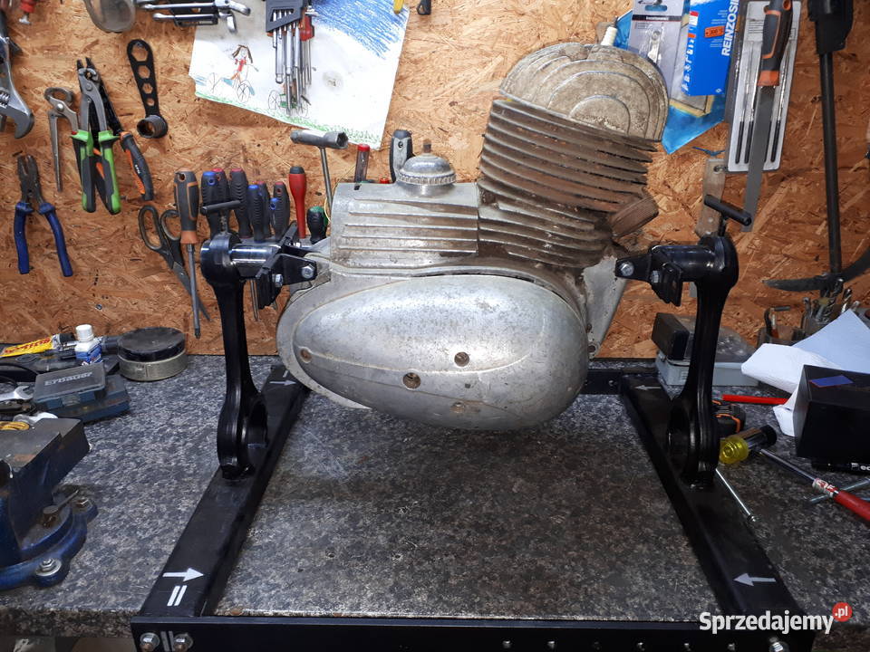 Stojak pod silniki motocyklowe JawaWsk Mz komar Rzeszów