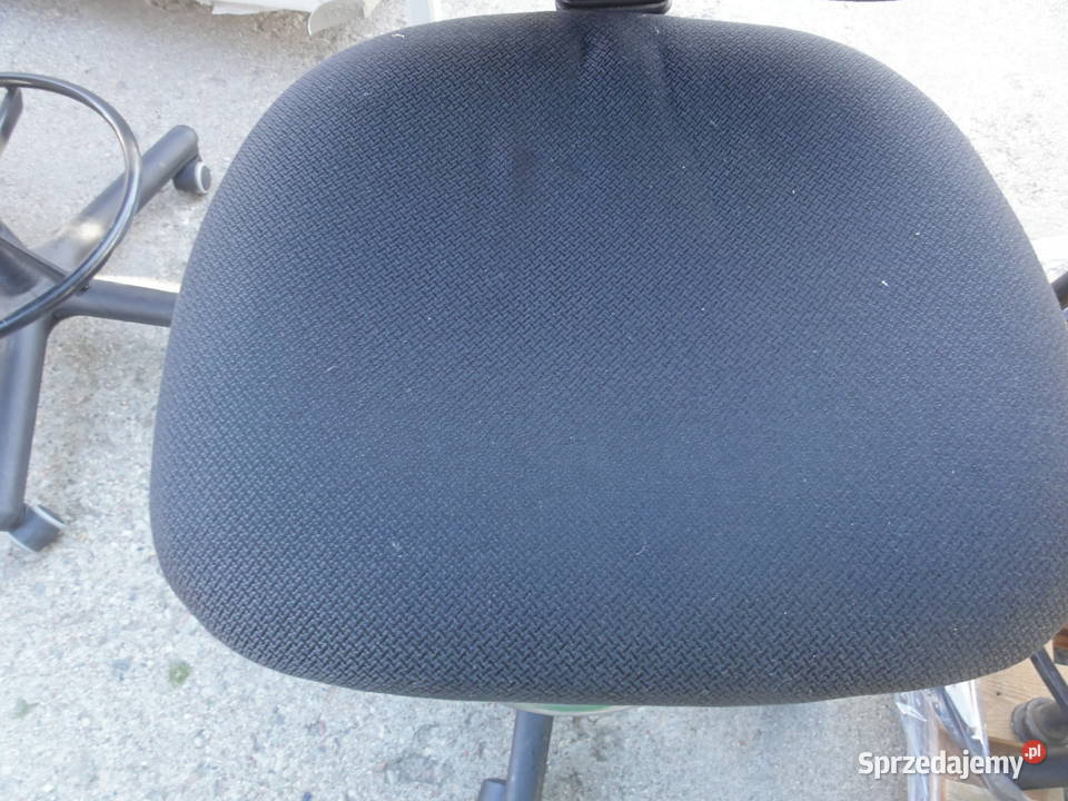 fotel biurowy wysoki ring base Nowy Styl Negro