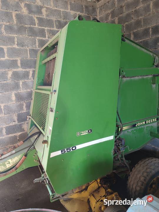 Prasa John Deere 550 szeroki podbierak John Deere