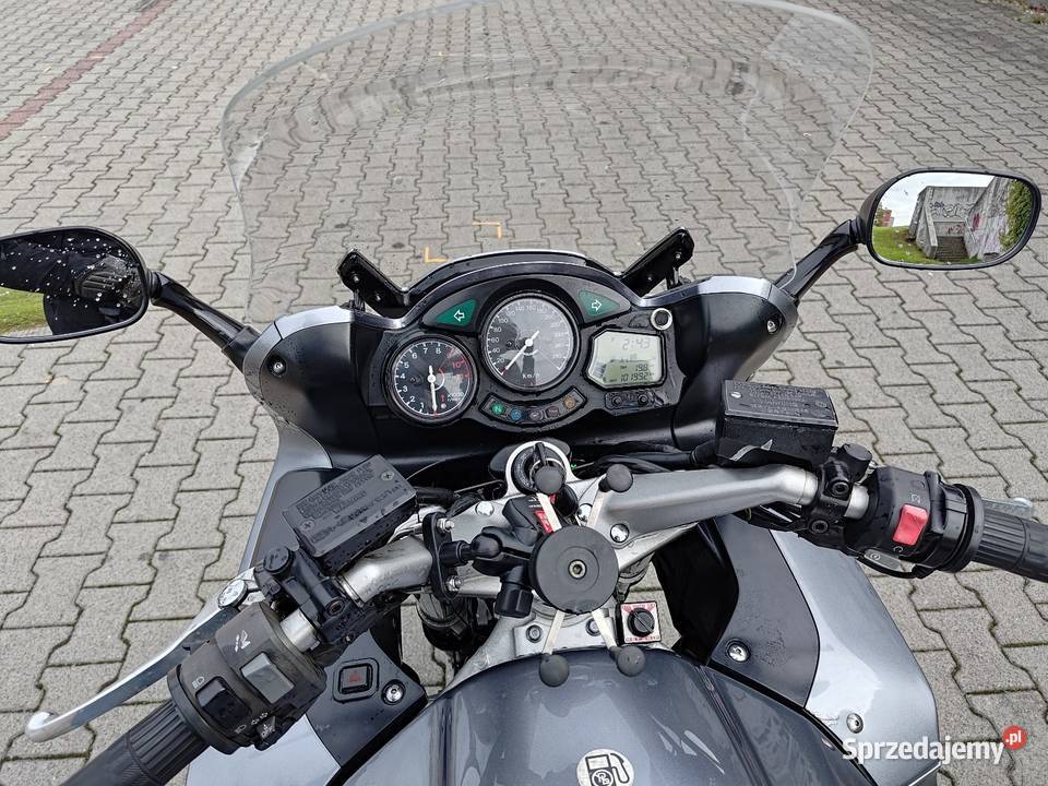 Zadbana Yamaha FJR 1300 gotowa na trasę bez Tychy