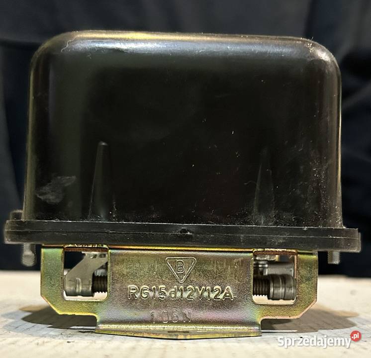 NOWY Regulator napięcia prądnicy C360 RG15d 12V Warszawa